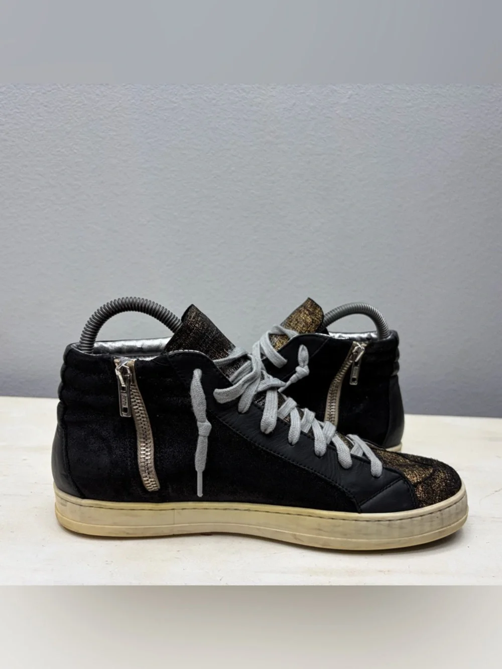 P448 Skate Leather High Top Zip Sneakers Size 39